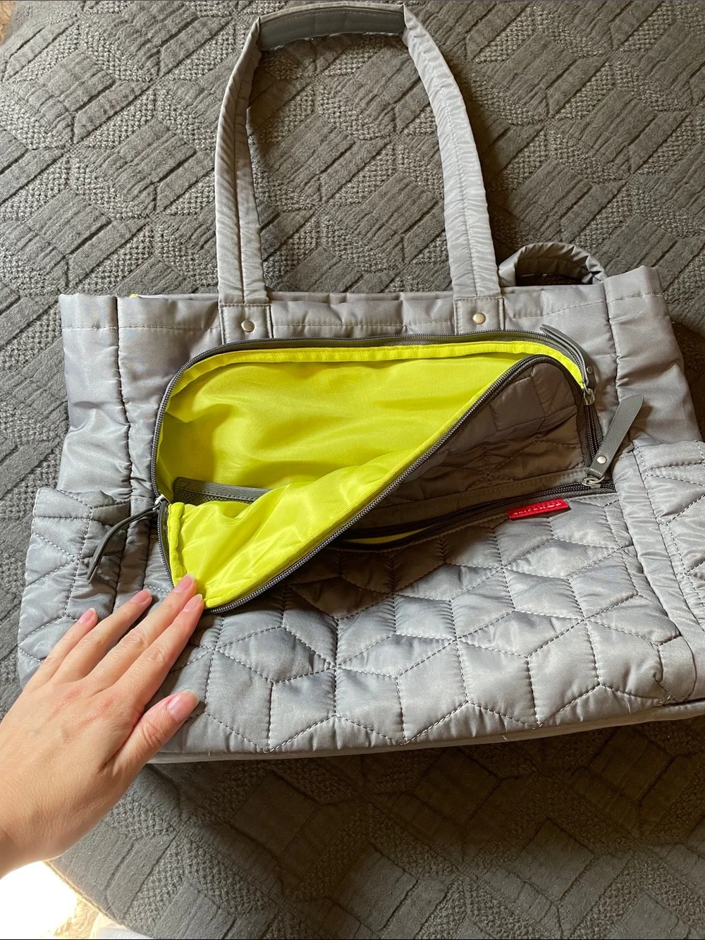 Skip Hop spacious quilted